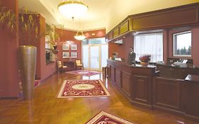 Hotel Maxim