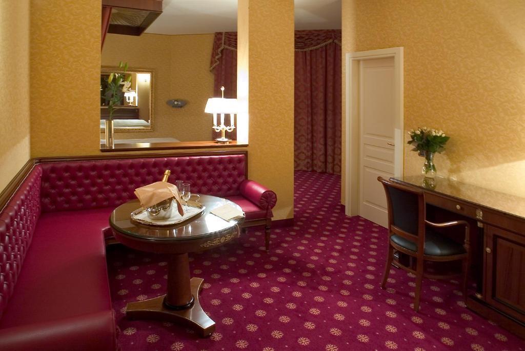 Hotel Maxim Peschiera Borromeo Quarto foto